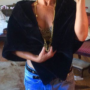 VINT. COLLINS & AIKMAN Faux Fur Coat Wrap Black